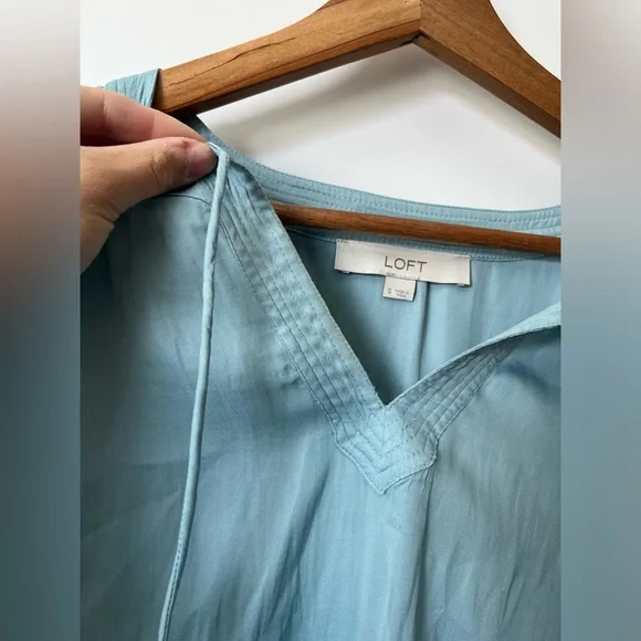 LOFT satin light blue blouse sz S - Picture 5 of 6